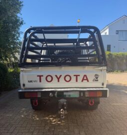 2015 Toyota Land Cruiser 79 4.5D-4D LX V8 Double Cab full