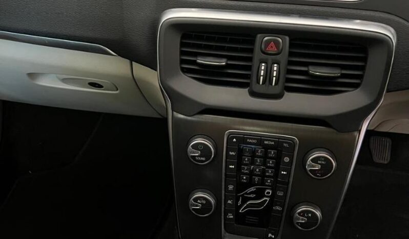 2015 Volvo V40 D2 Excel full