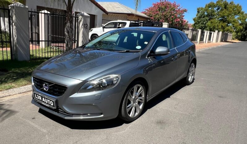 2015 Volvo V40 D2 Excel full