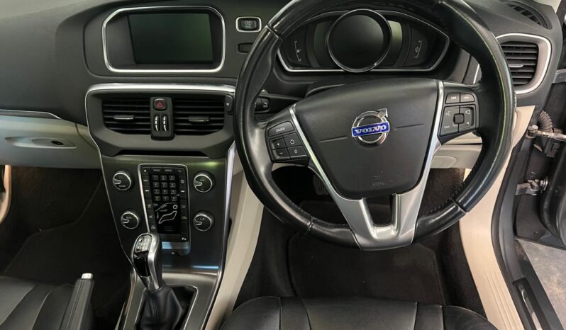 2015 Volvo V40 D2 Excel full