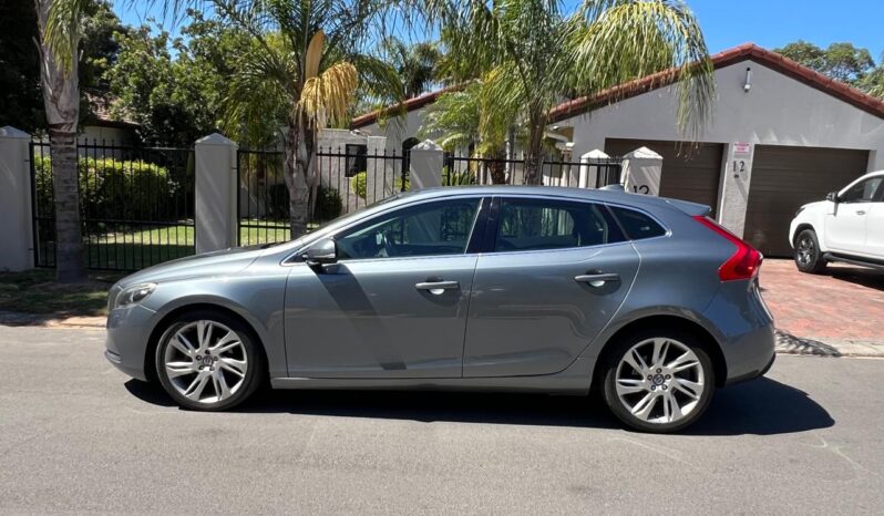2015 Volvo V40 D2 Excel full
